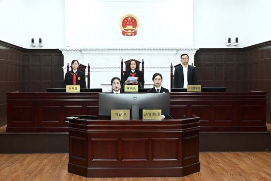 全国首例！上市公司董监高违反公开承诺案今宣判